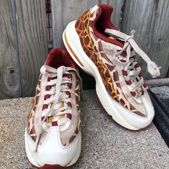Nike Air Max 95 PS Giraffe Sneakers size 2Y